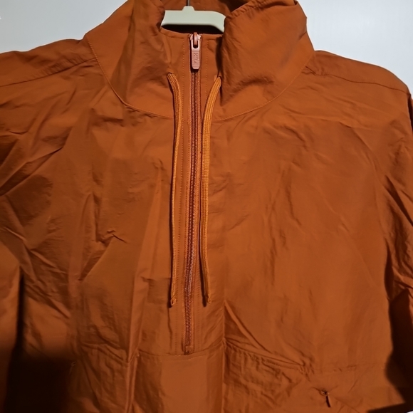 NWT Women's 1X FLX 1/4 Zip Crop Windbreaker & Shorts Cinnamon Active Outfit - Picture 9 of 12